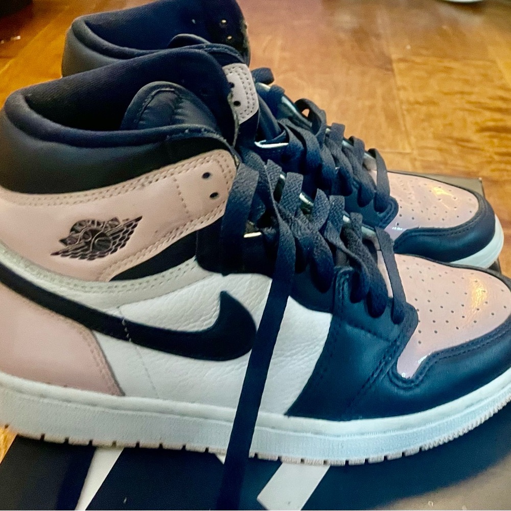 Bubble Gum Women’s Air Jordan - Navy and Pink